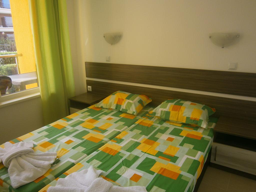 Anna Marina Apartments Sveti Vlas Habitación foto