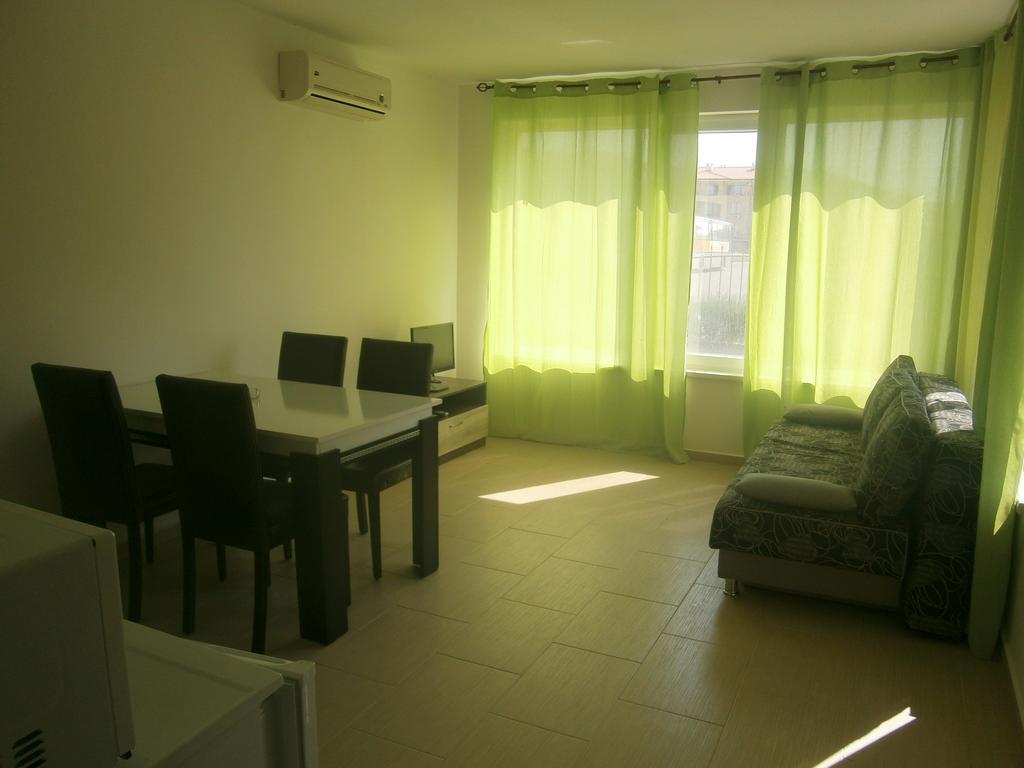 Anna Marina Apartments Sveti Vlas Habitación foto