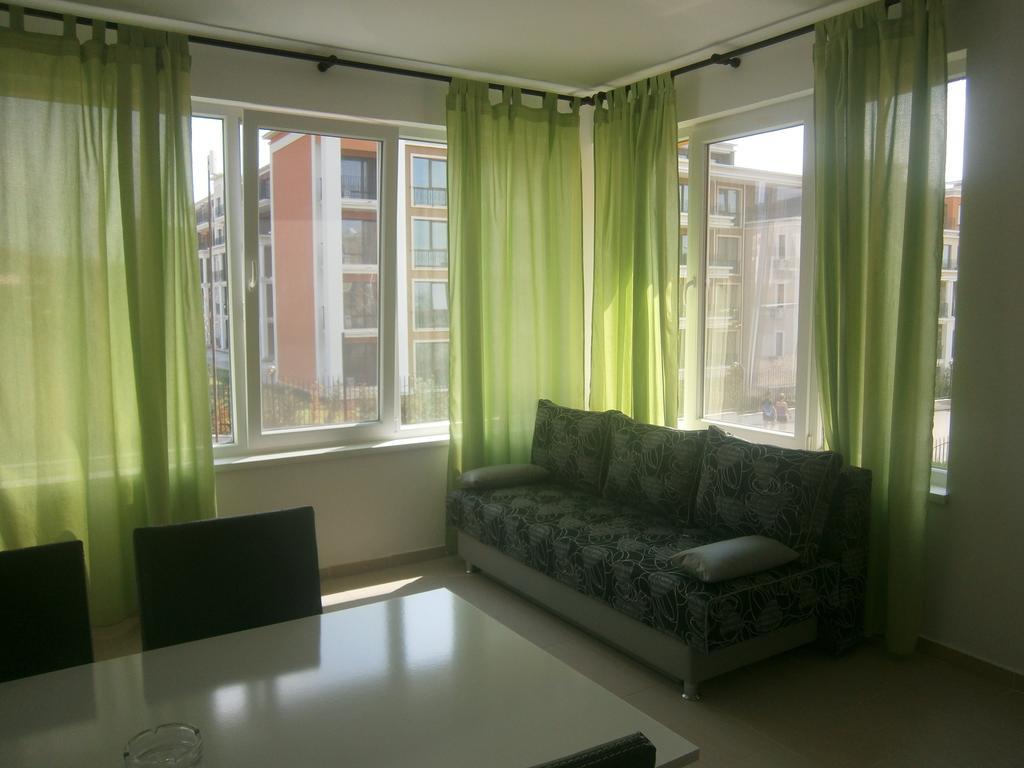 Anna Marina Apartments Sveti Vlas Exterior foto