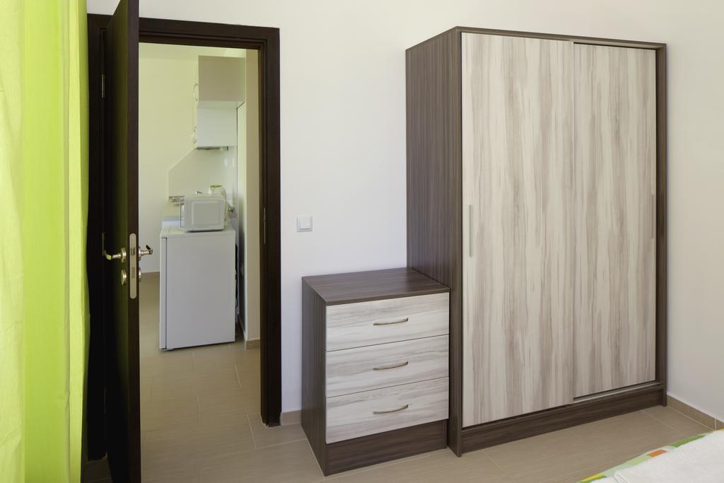 Anna Marina Apartments Sveti Vlas Exterior foto