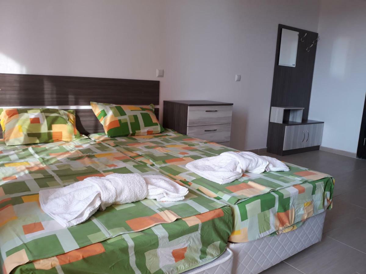 Anna Marina Apartments Sveti Vlas Exterior foto