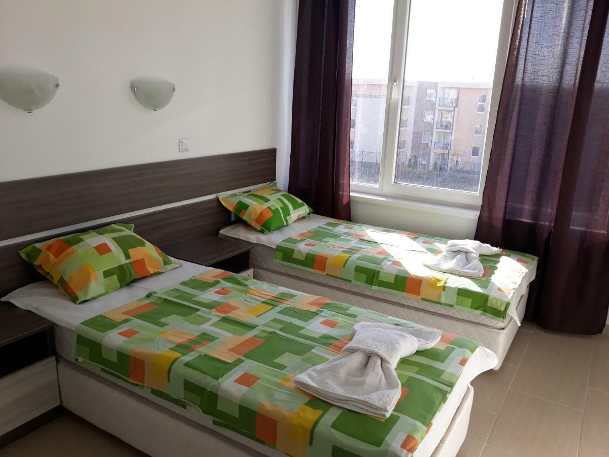 Anna Marina Apartments Sveti Vlas Exterior foto